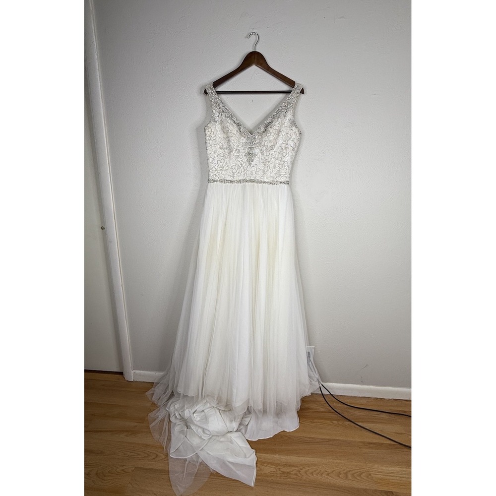 Allure Bridal Beaded Crystal Buttons Wedding Dress Ivory Silver 14 9373 Train